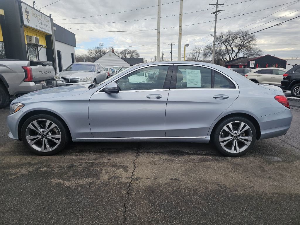 Used 2018 Mercedes-Benz C 300 4MATIC Sedan image 9