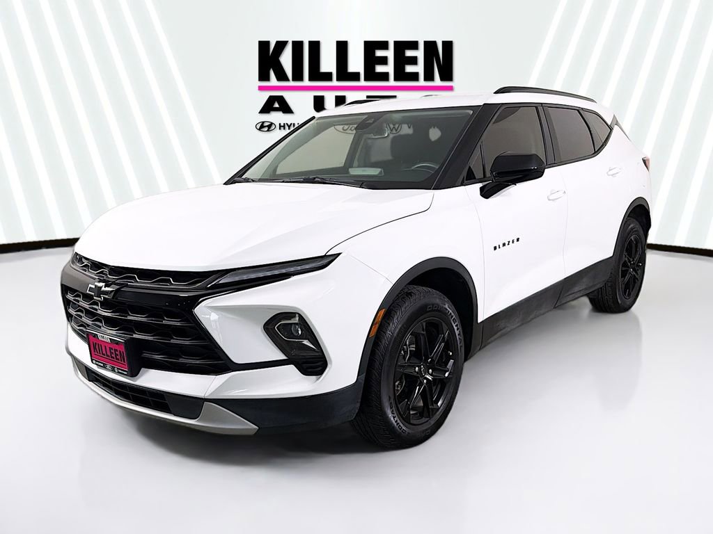 Used 2023 Chevrolet Blazer LT w/ Convenience Package image 3