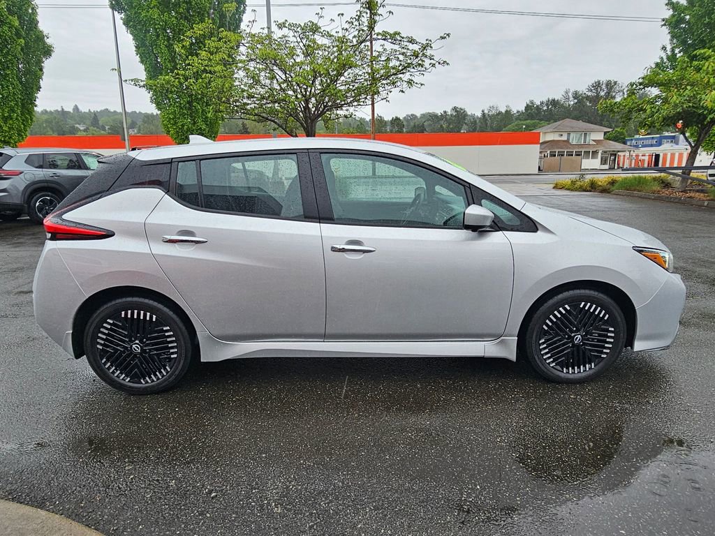 Certified 2024 Nissan Leaf SV Plus FWD image 4