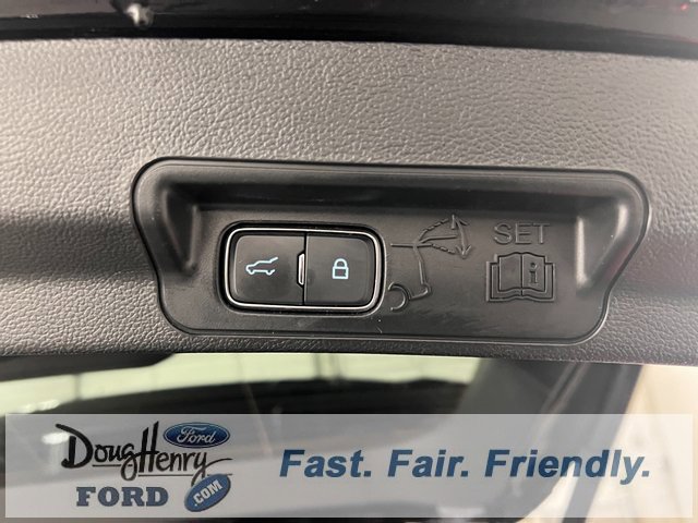 Used 2023 Ford Explorer XLT w/ Equipment Group 202A image 33