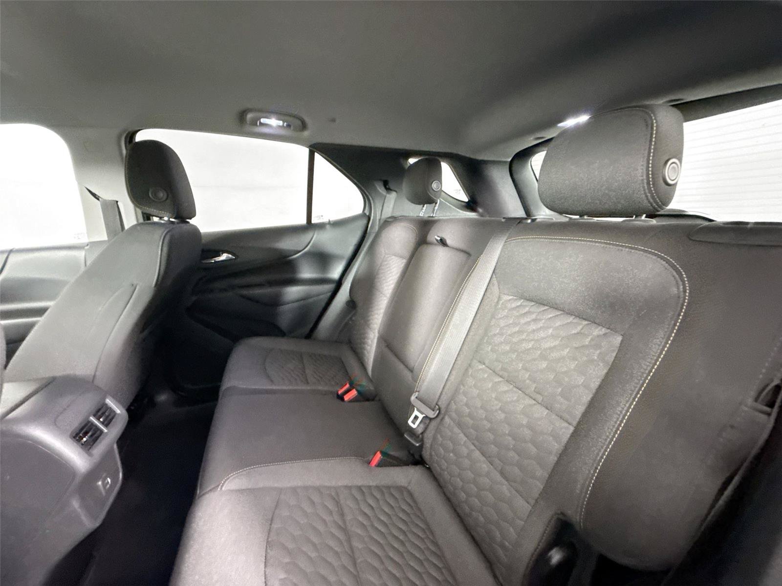 Used 2020 Chevrolet Equinox LT AWD/4WD image 27