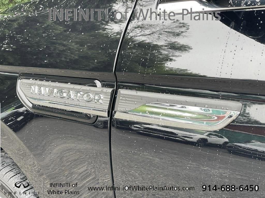 Used 2023 Lincoln Navigator L Reserve AWD/4WD image 31