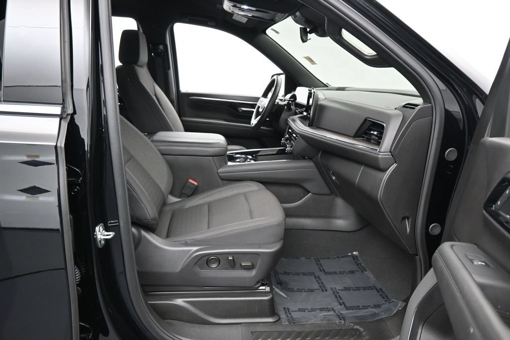 Used 2026 Chevrolet Tahoe LS w/ LPO, Dark Essentials Package RWD image 45