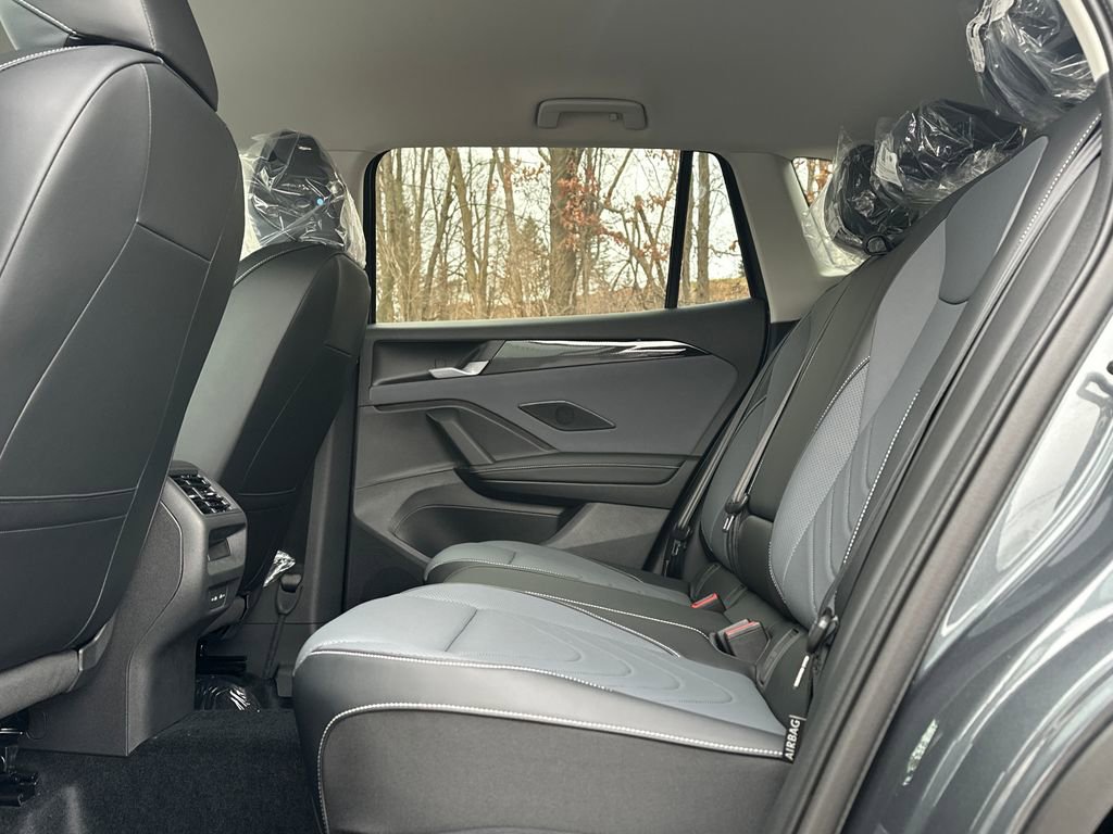 New 2026 Volkswagen Tiguan SE image 14