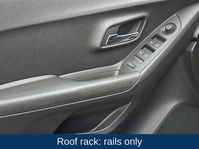 Used 2017 Chevrolet Trax LT w/ LT Convenience Package image 20