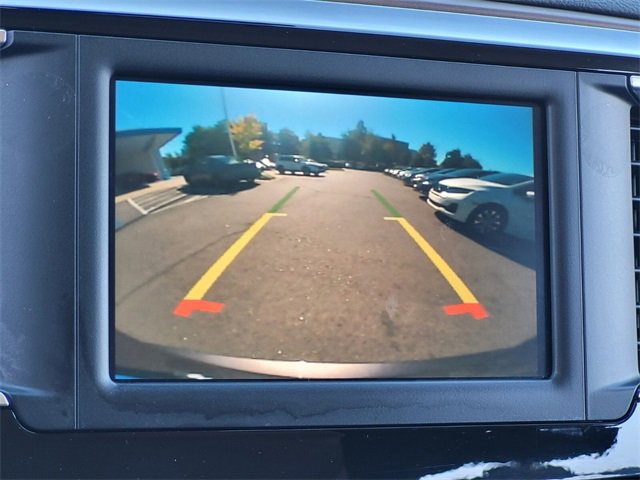 Used 2023 Chrysler Voyager LX image 23