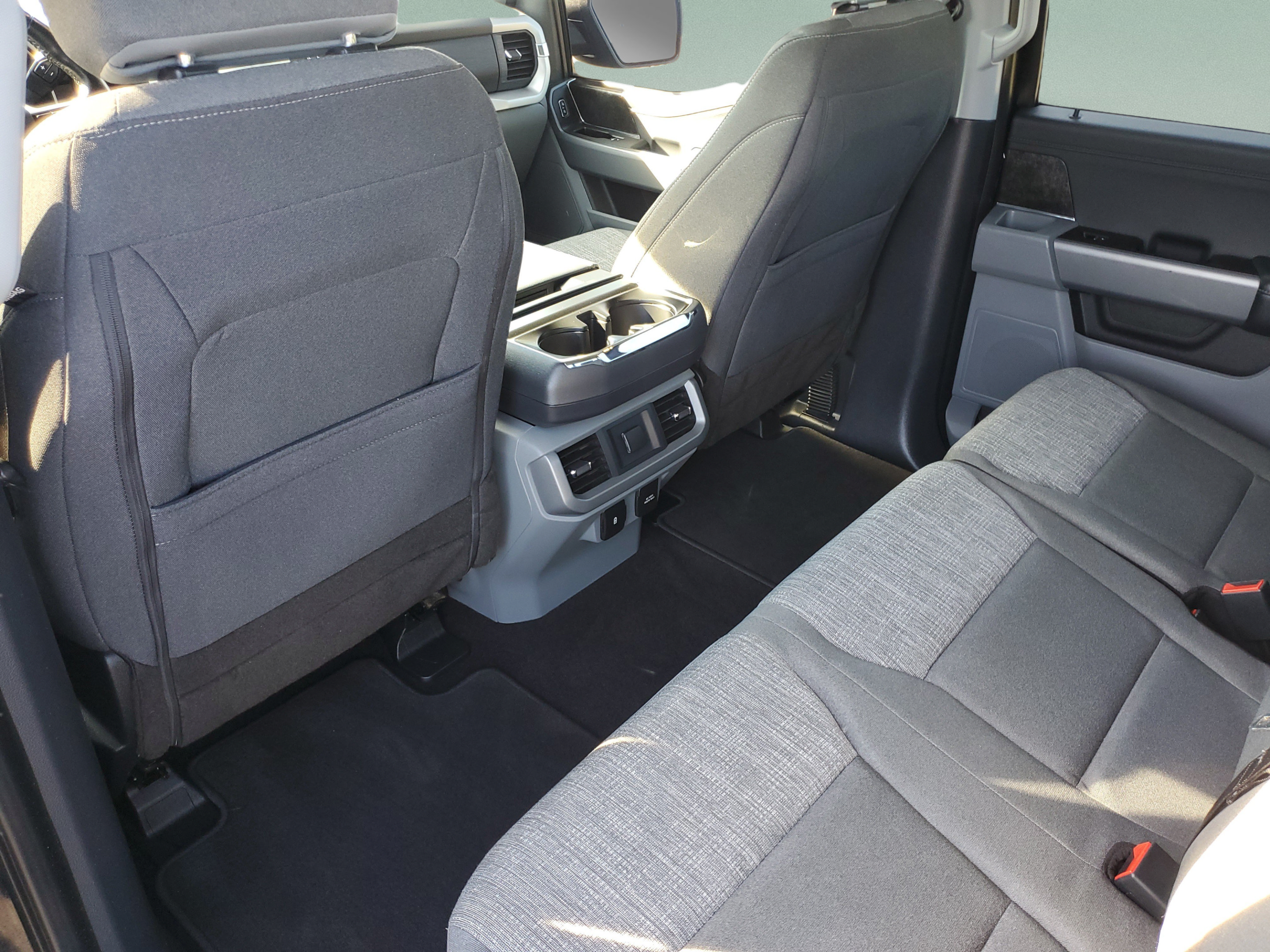 Used 2022 Ford F150 XLT w/ Equipment Group 302A High AWD/4WD image 9