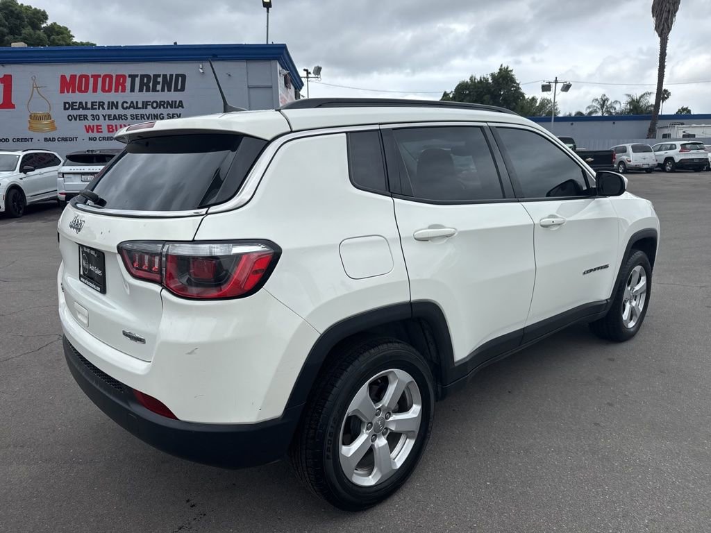 Used 2020 Jeep Compass Latitude image 4