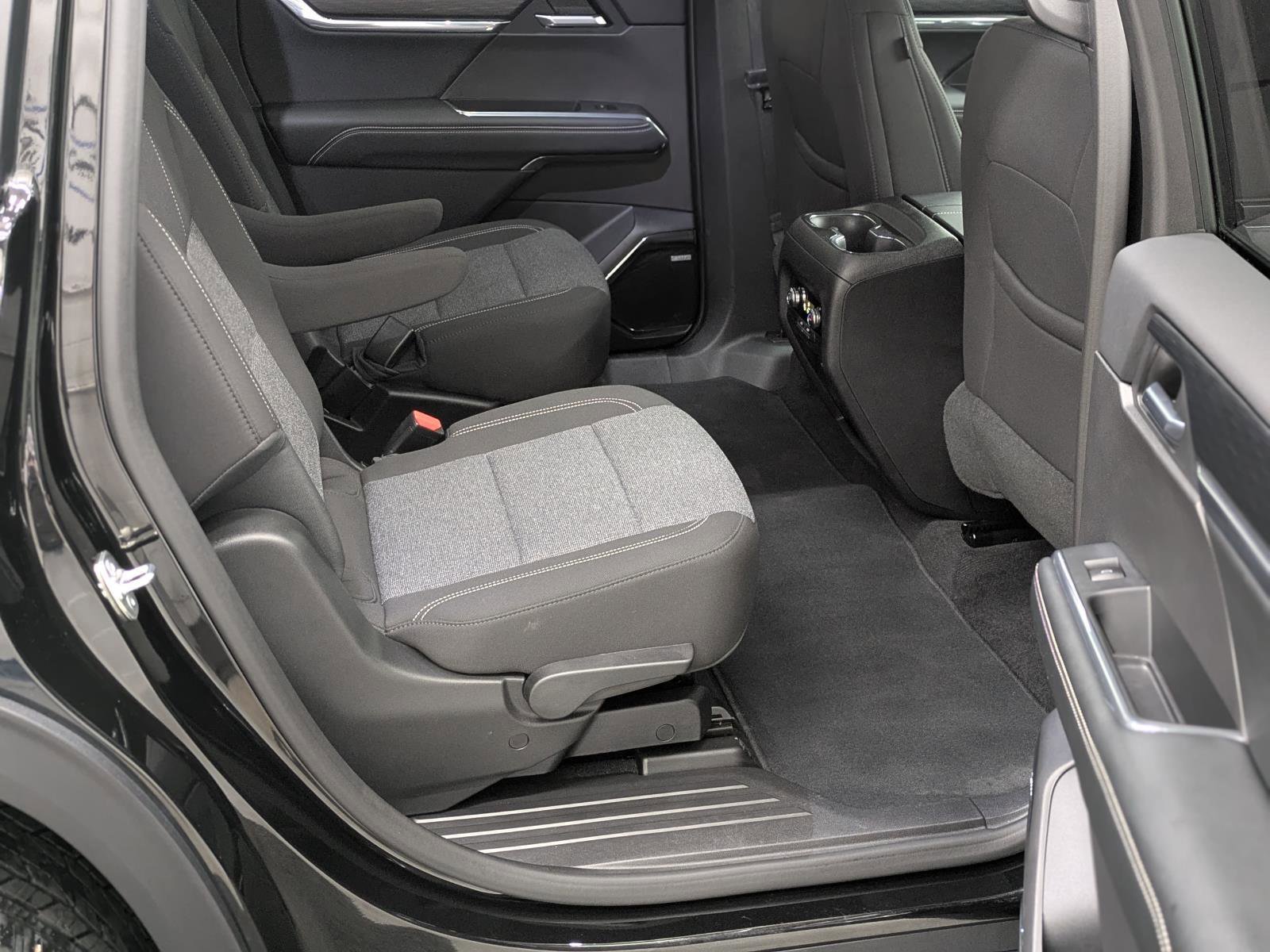 New 2026 GMC Acadia Elevation w/ Black Edition image 21