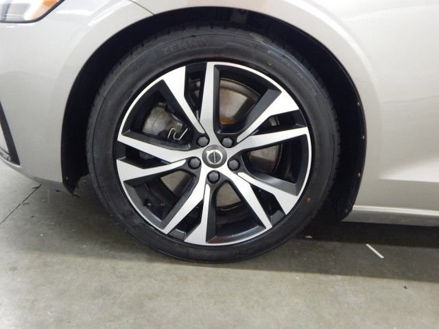 Used 2019 Volvo S60 T6 R-Design AWD/4WD image 10