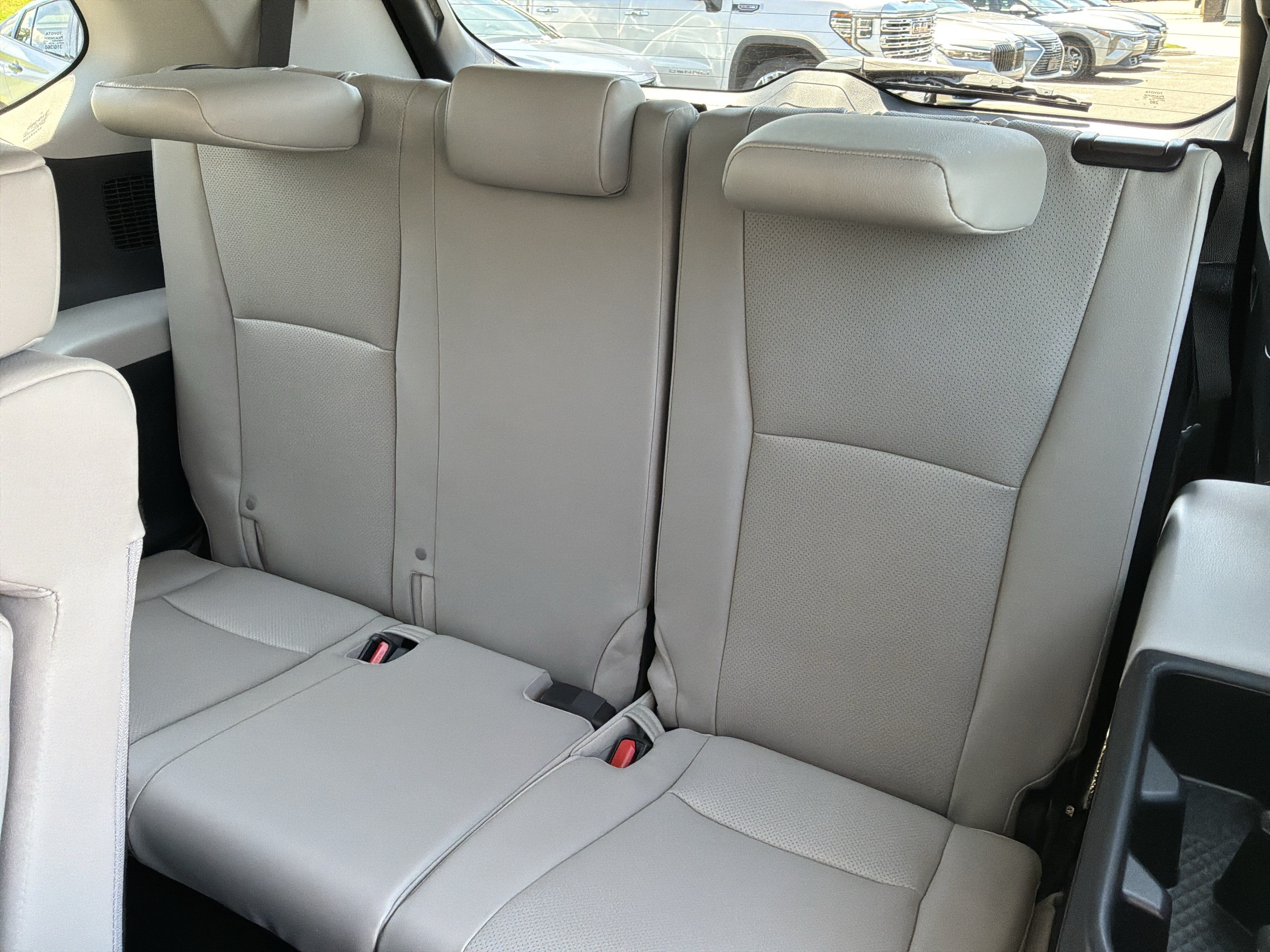 Used 2025 Toyota Grand Highlander FWD image 32