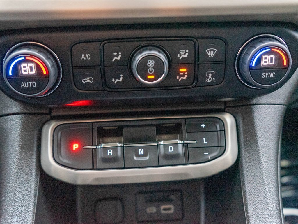 Used 2023 GMC Acadia Denali w/ Black Diamond Edition image 29