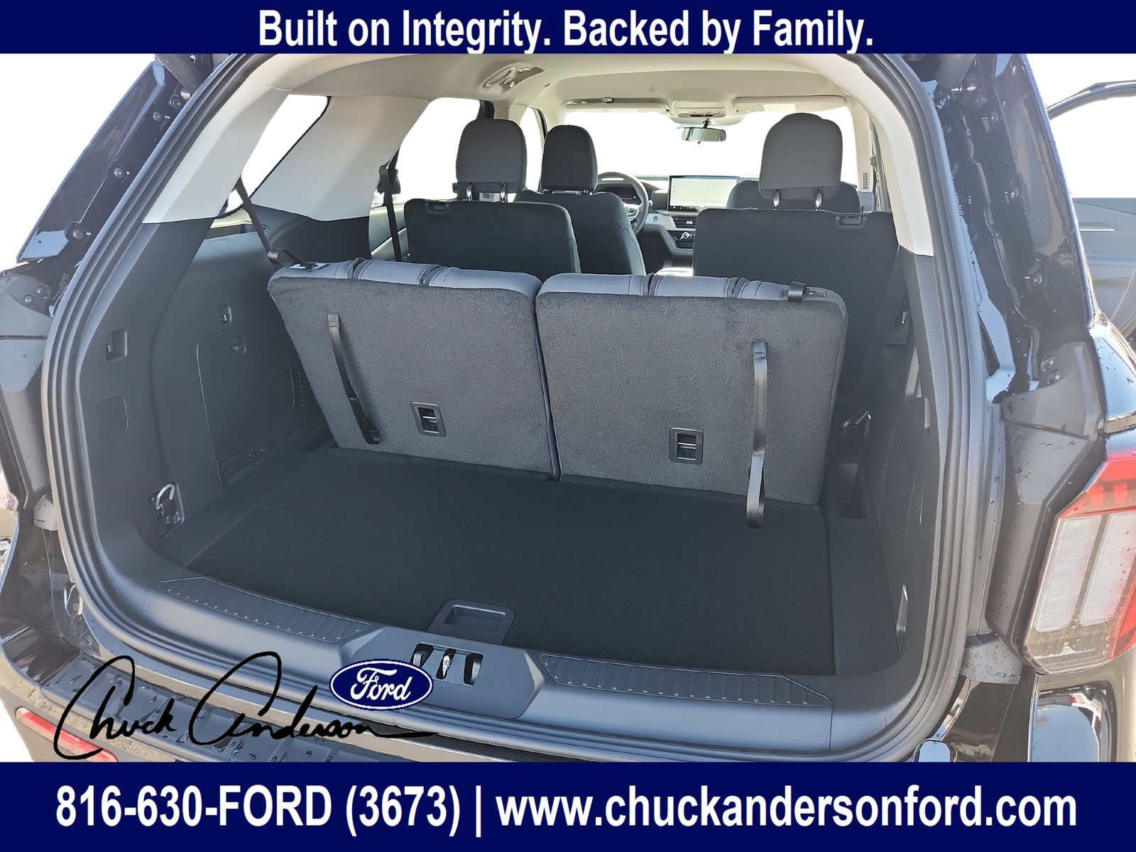 New 2026 Ford Explorer Active AWD/4WD image 31