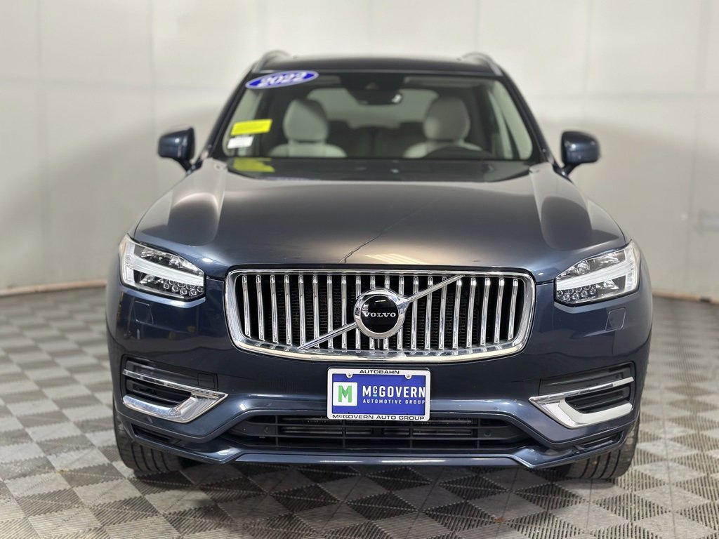 Used 2022 Volvo XC90 T8 Inscription Expression w/ Climate Package image 11