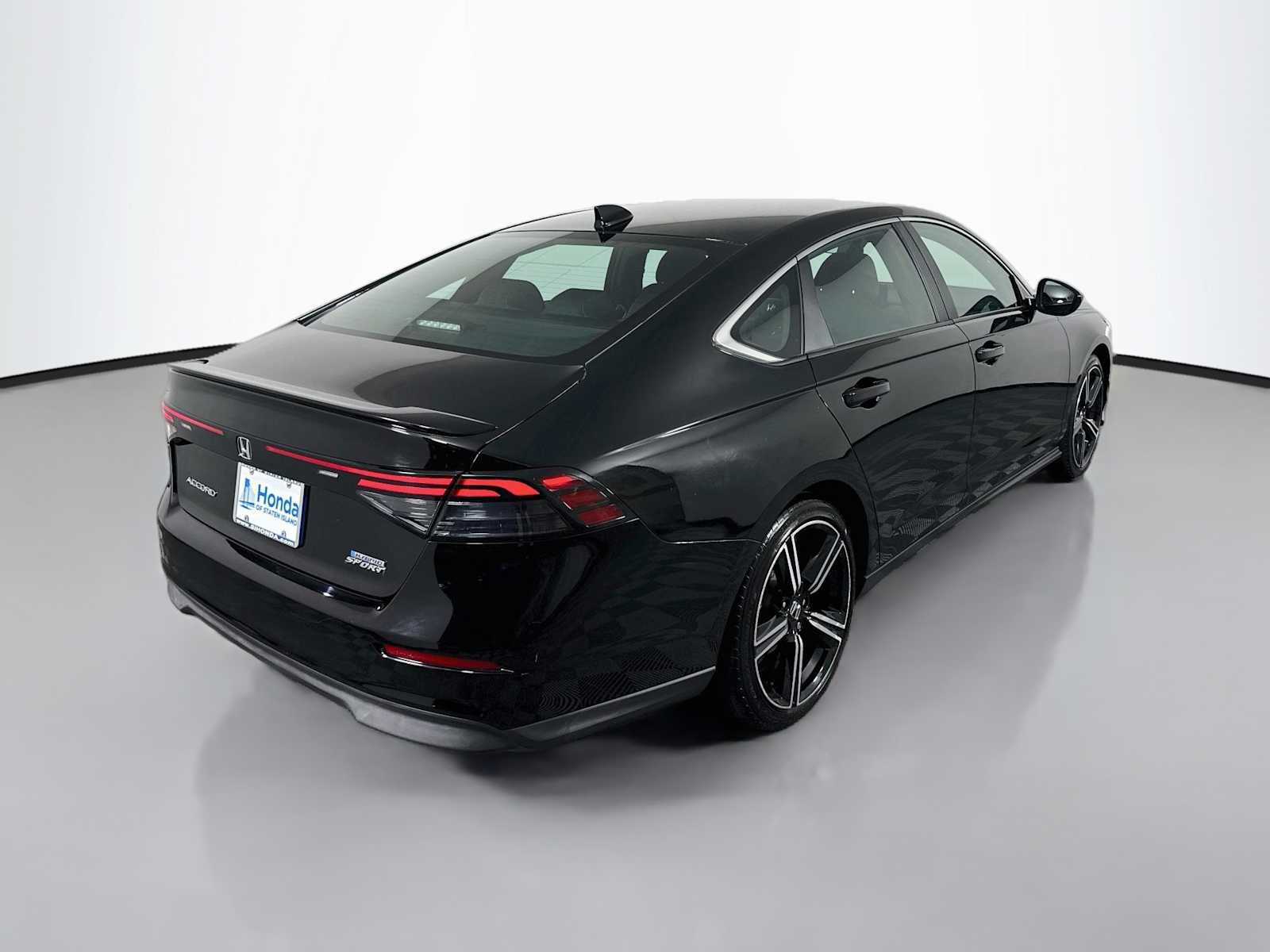 Certified 2024 Honda Accord Sport image 7