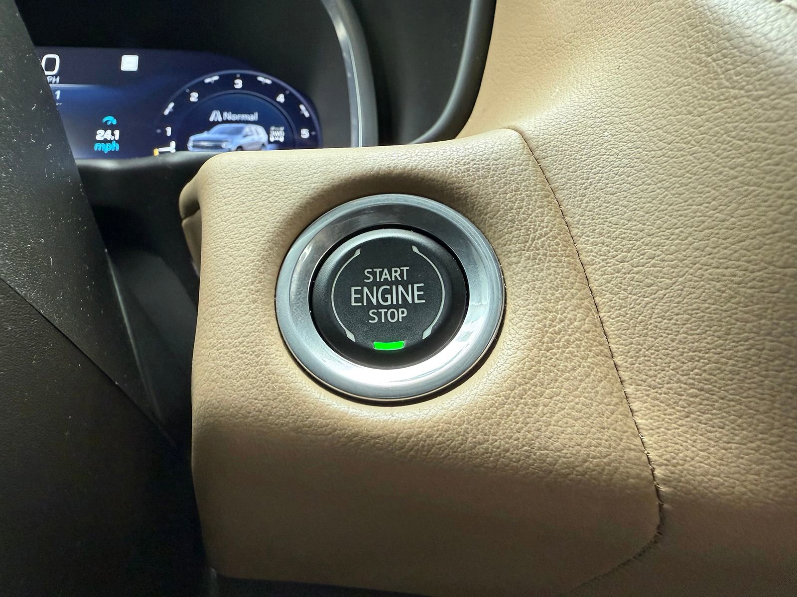 Certified 2023 Chevrolet Tahoe Premier AWD/4WD image 35