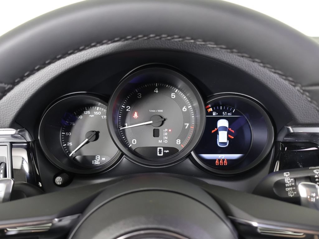 New 2026 Porsche Macan AWD/4WD image 15
