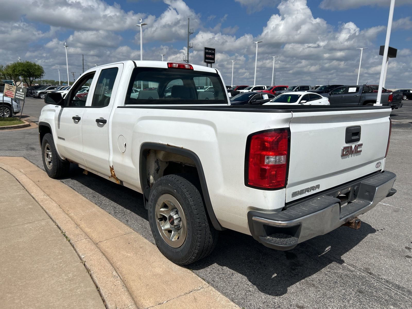 Used 2017 GMC Sierra 1500 4x4 Double Cab image 7