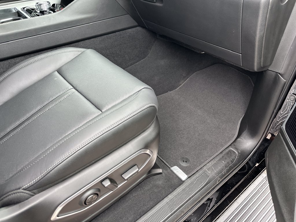 New 2026 Jeep Grand Wagoneer Limited AWD/4WD image 38