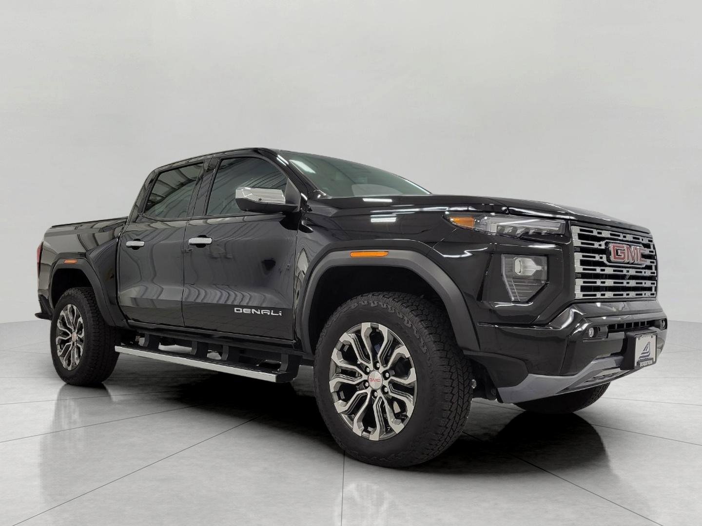 Used 2024 GMC Canyon Denali AWD/4WD video 1