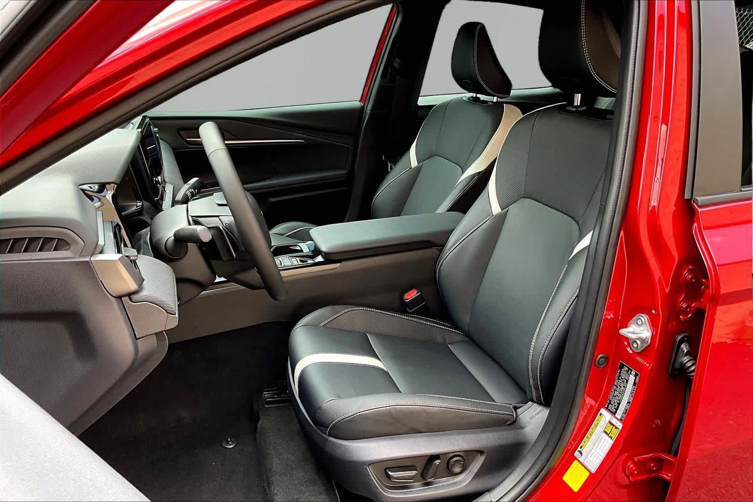 Used 2026 Toyota Camry SE w/ Convenience Package FWD image 8