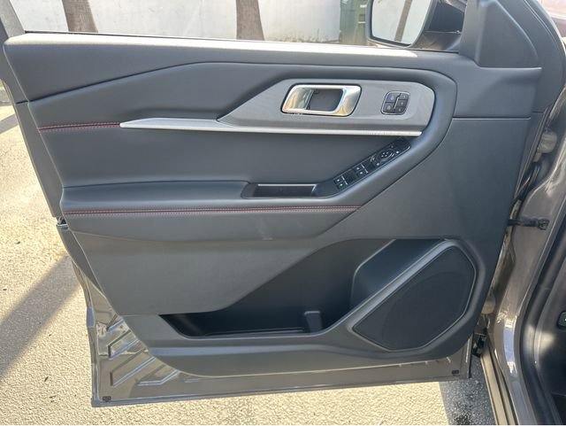 New 2026 Ford Explorer ST image 18