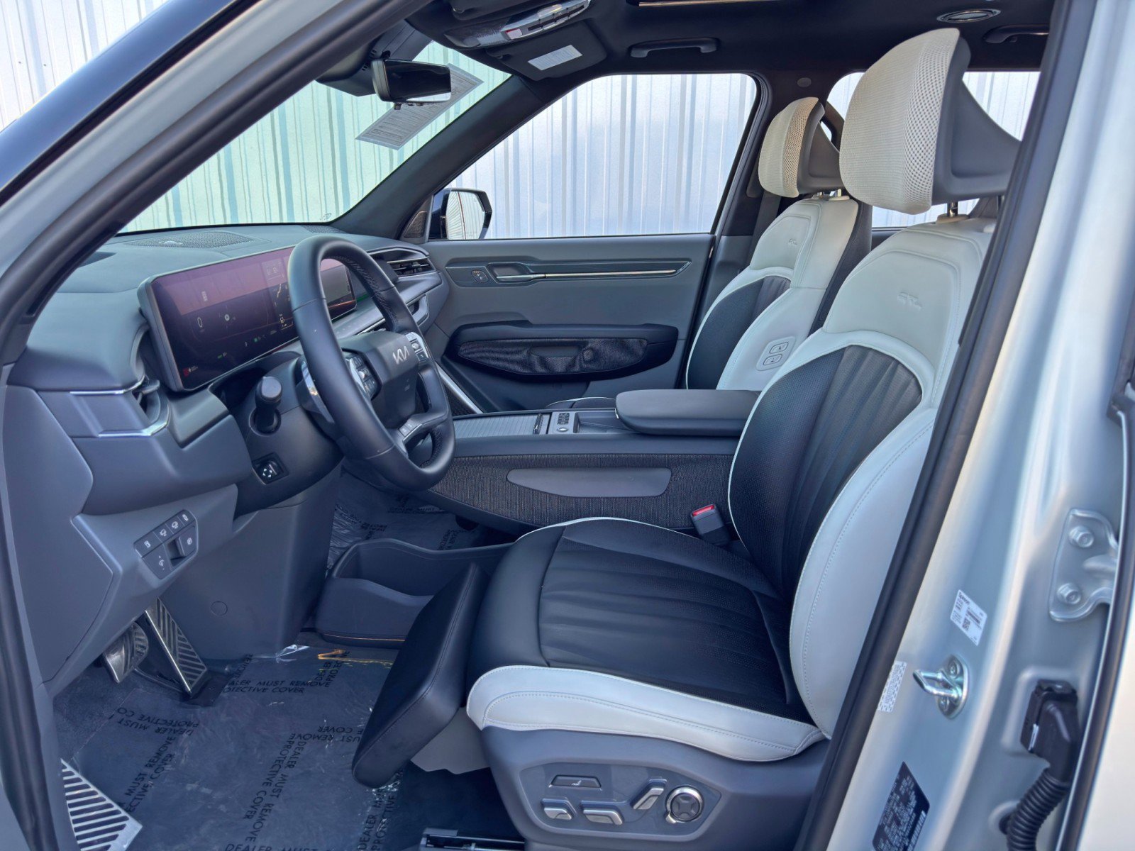 Used 2024 Kia EV9 GT-Line image 17