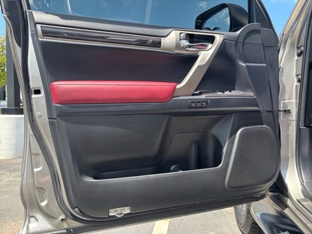 Used 2020 Lexus GX 460 Premium w/ Premium Package AWD/4WD image 10