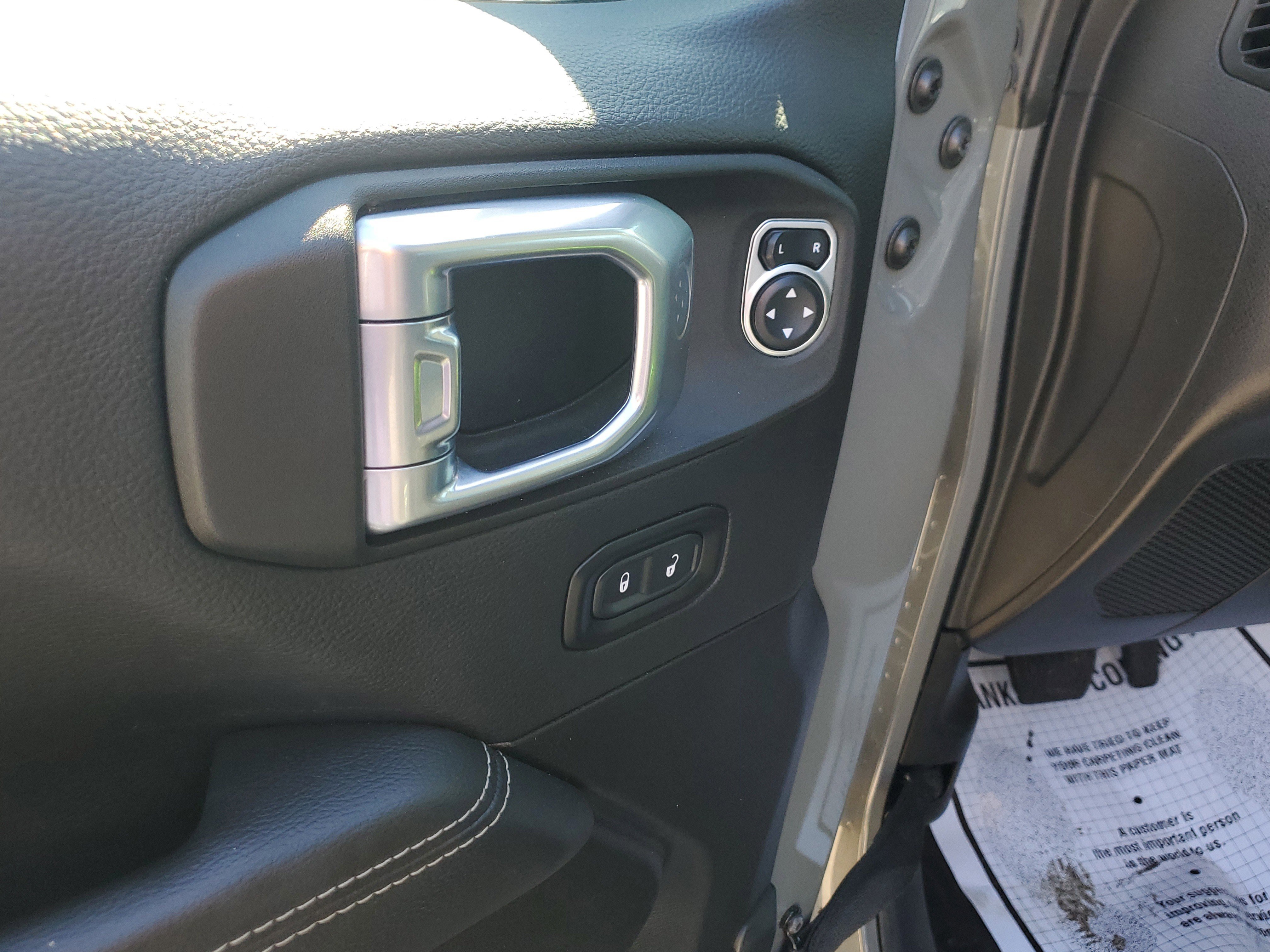 Used 2021 Jeep Gladiator Overland w/ Popular Equipment Package image 19