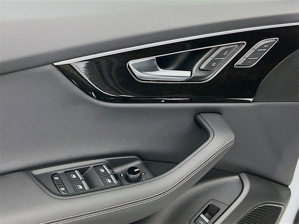 New 2026 Audi Q8 Premium Plus AWD/4WD image 19