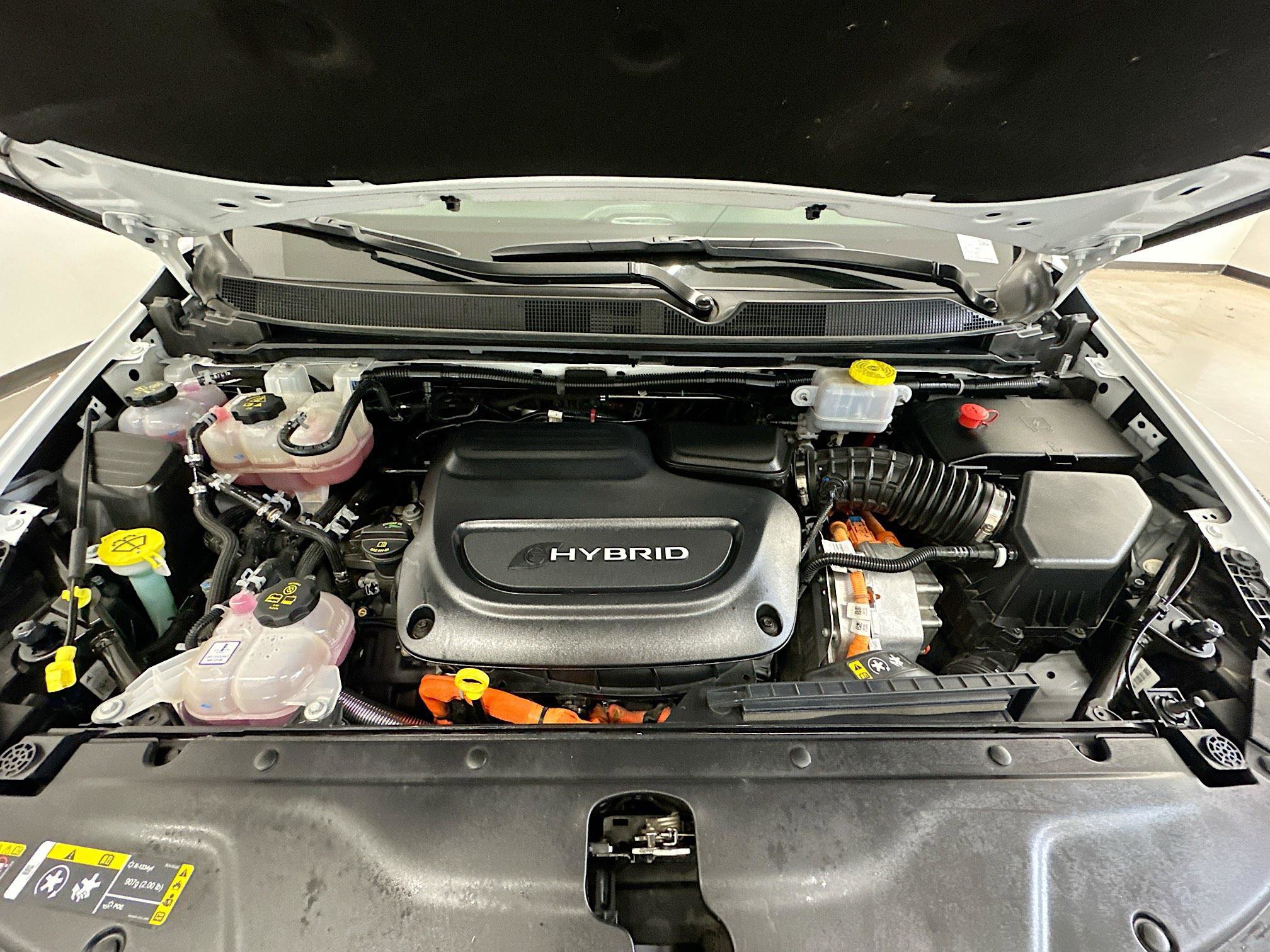 Used 2023 Chrysler Pacifica Touring-L image 35