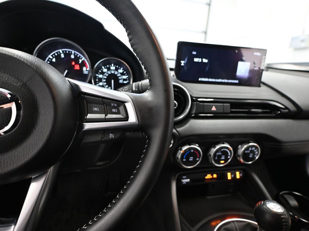 Used 2024 MAZDA MX-5 Miata RF Grand Touring w/ Weather Package image 27