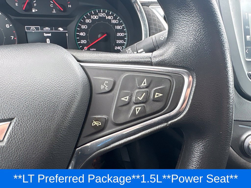Used 2017 Chevrolet Malibu LT FWD image 11