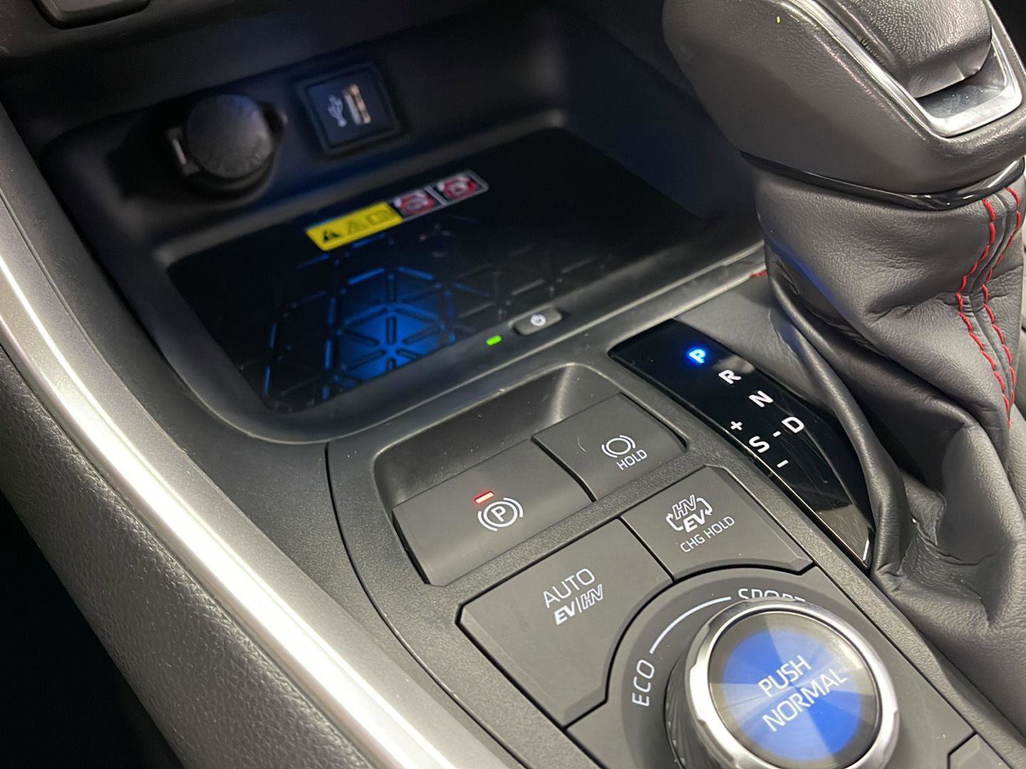 Used 2023 Toyota RAV4 XSE image 23