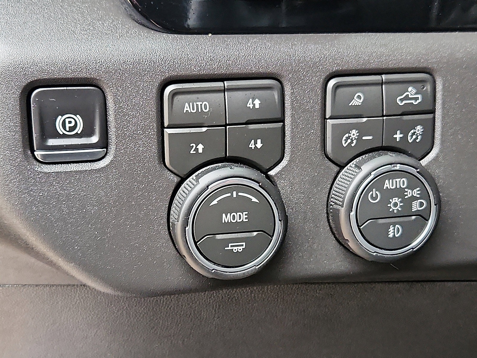 Used 2026 Chevrolet Silverado 1500 ZR2 AWD/4WD image 15