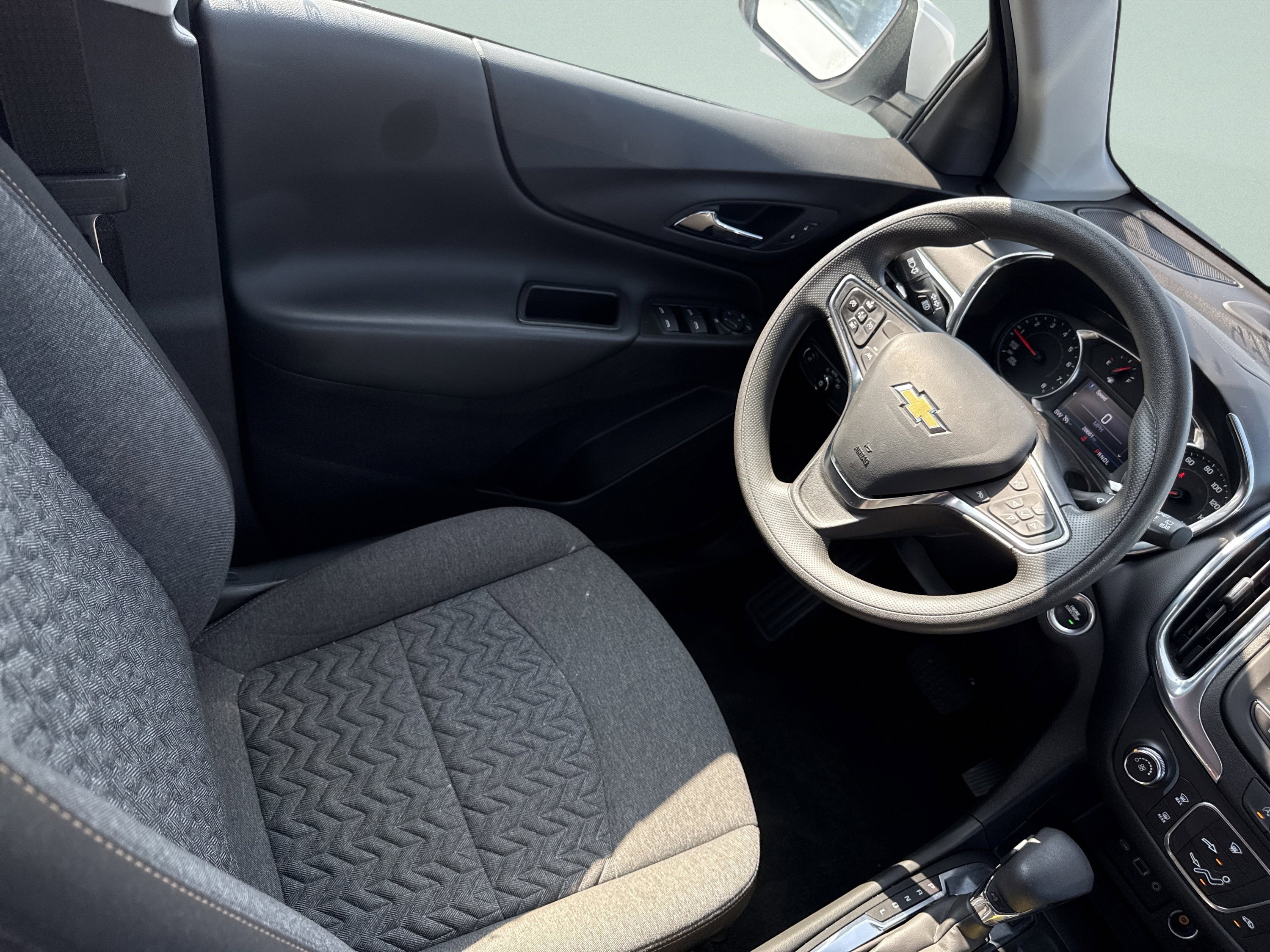 Used 2023 Chevrolet Equinox LT w/ LPO, Floor Liner Package image 57