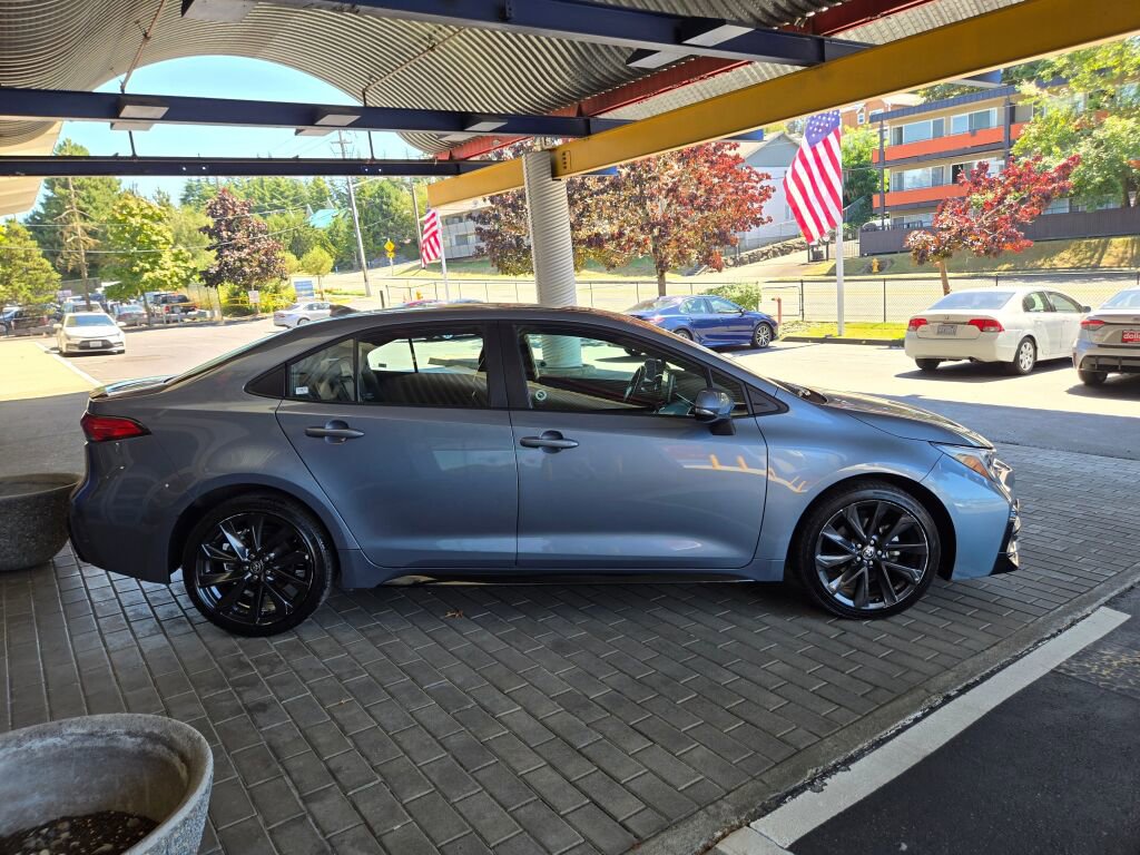 Used 2023 Toyota Corolla XSE w/ Carpet Mat Package (TMS) image 4