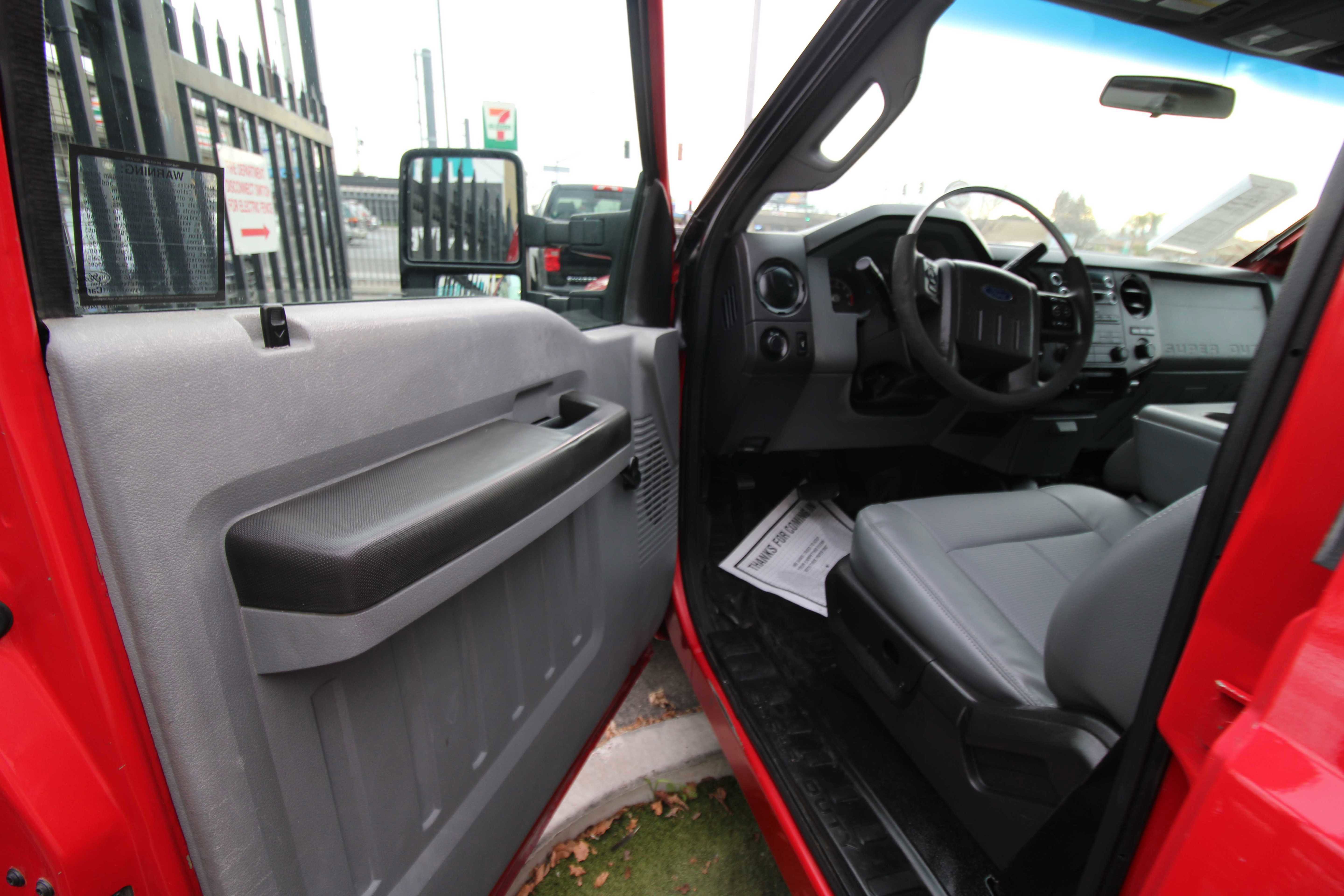 Used 2015 Ford F250 XL w/ XL Value Package image 8