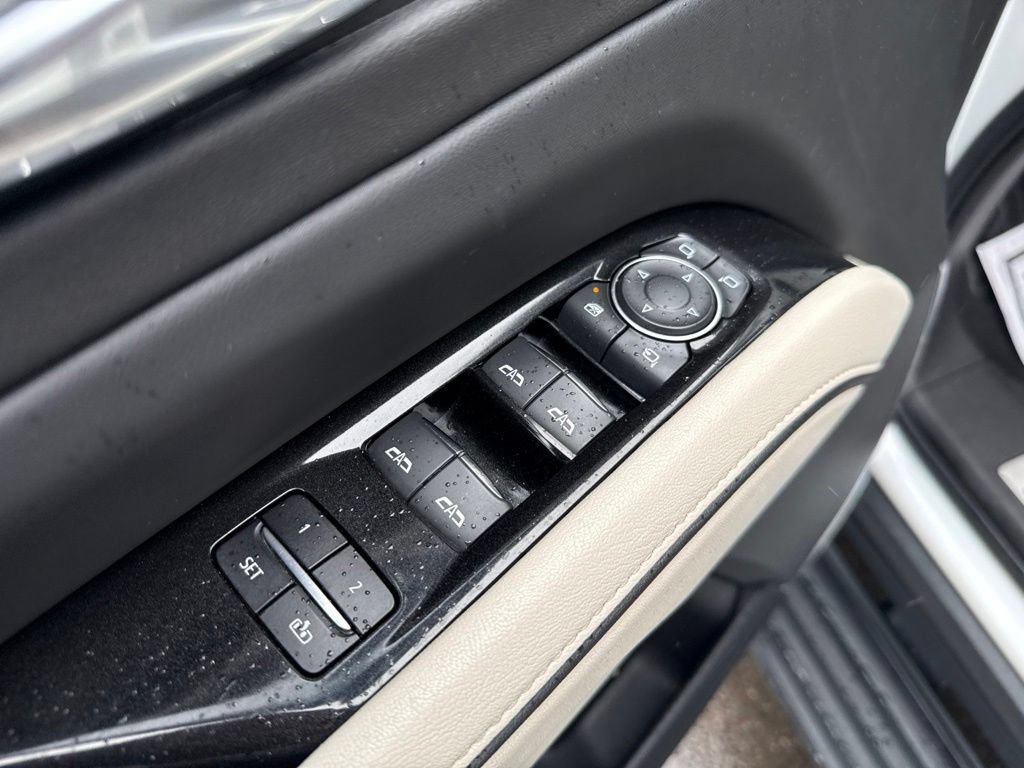 Used 2021 Cadillac Escalade Sport w/ Driver Assist Tech Package AWD/4WD image 23