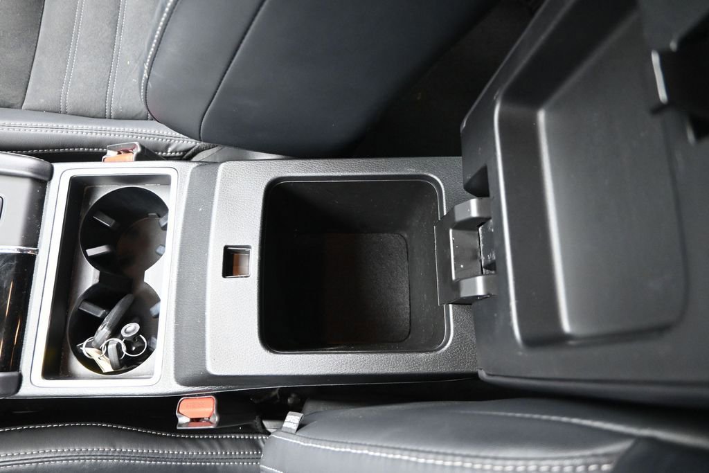 Used 2022 Mitsubishi Outlander SE AWD/4WD image 16