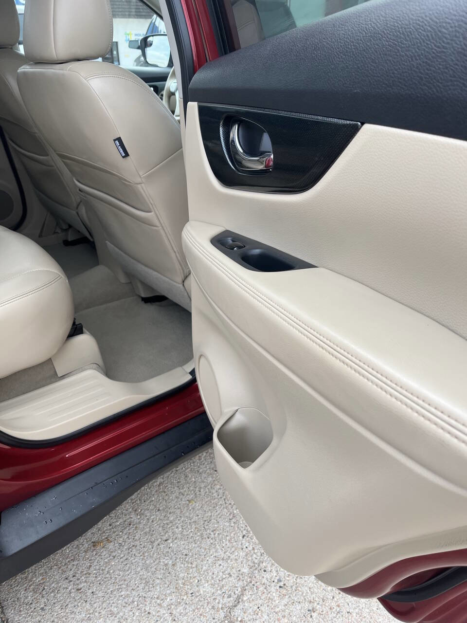 Used 2014 Nissan Rogue SL image 21