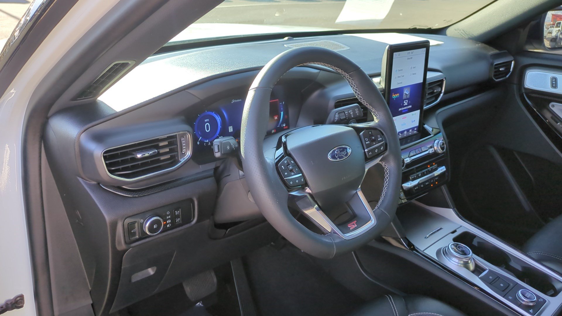Used 2023 Ford Explorer ST w/ Equipment Group 401A AWD/4WD image 15