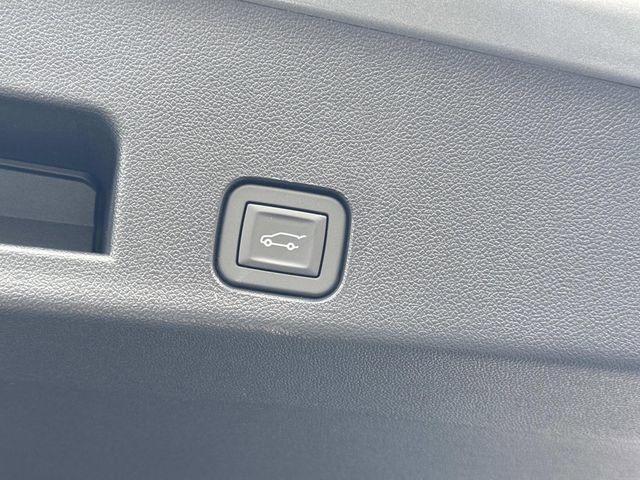 New 2026 Chevrolet Traverse RS image 14