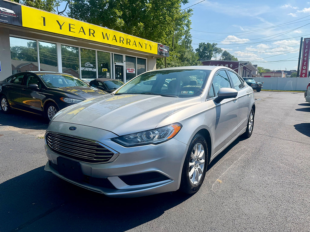 Used 2017 Ford Fusion S FWD image 1