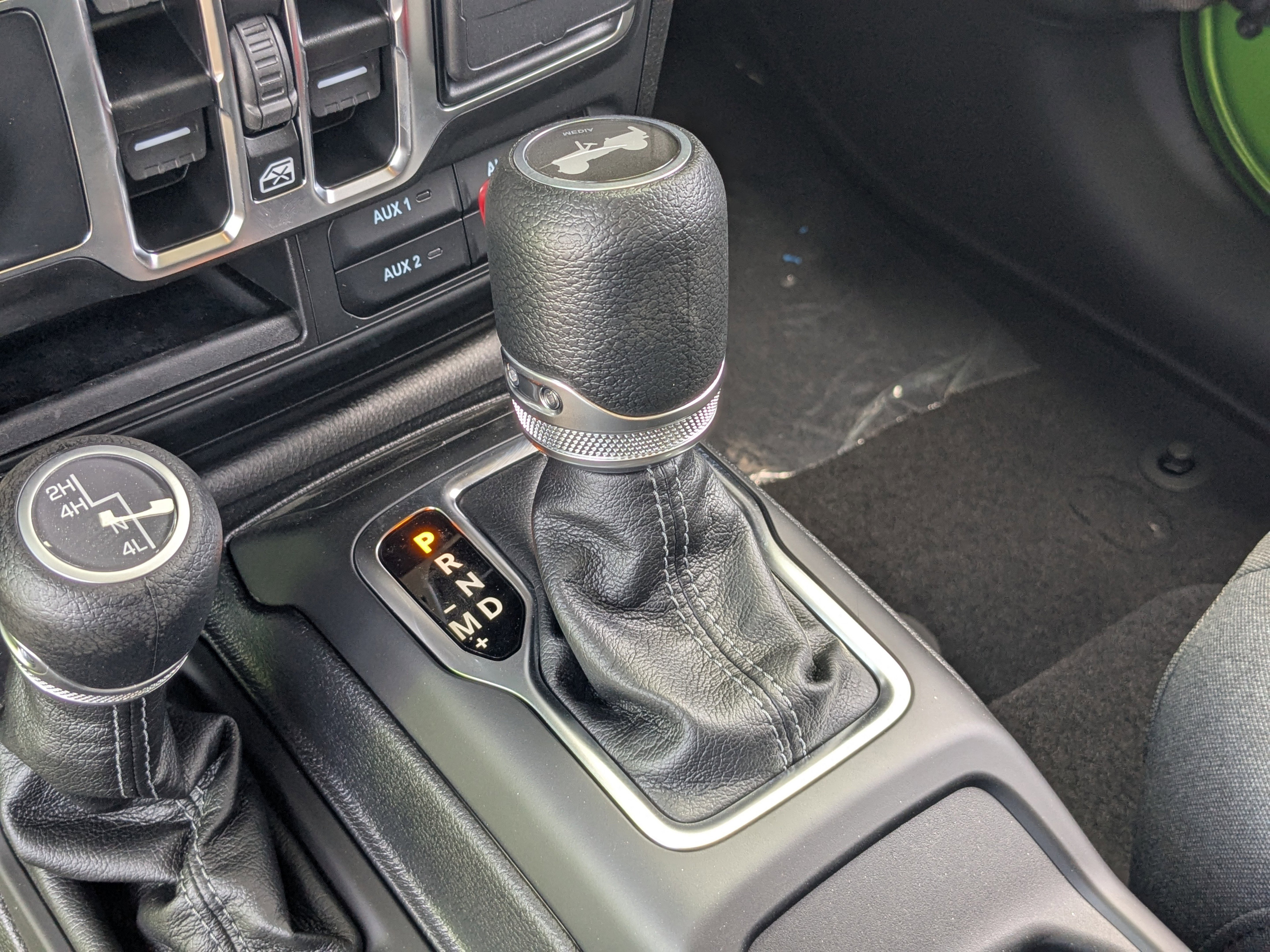 Used 2025 Jeep Wrangler Sport S image 20