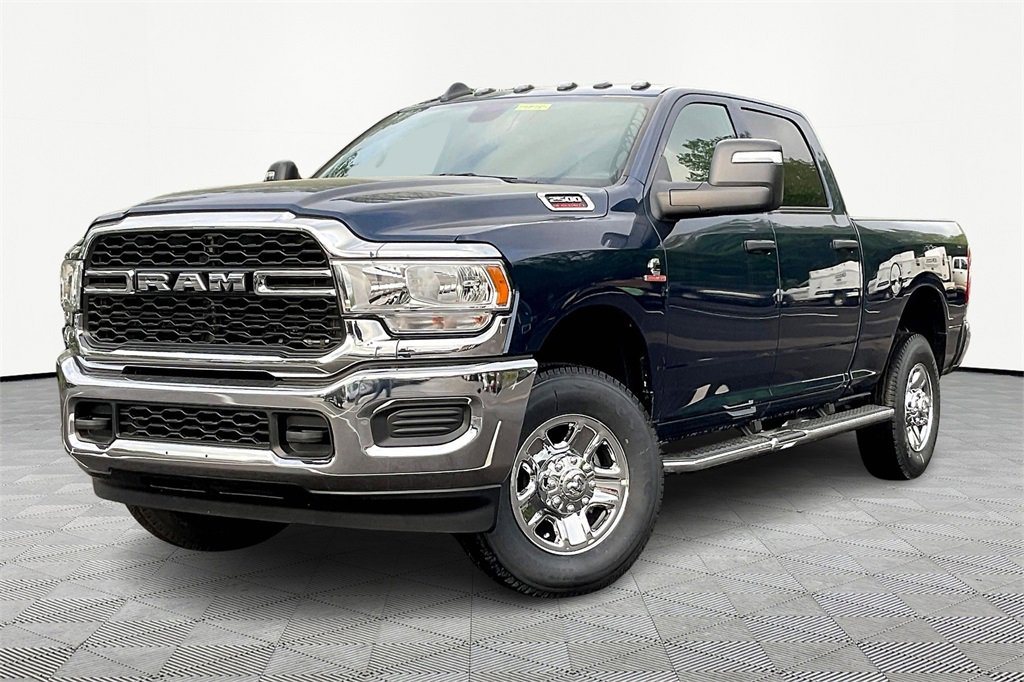 New 2024 RAM 2500 Tradesman w/ Chrome Appearance Group image 2