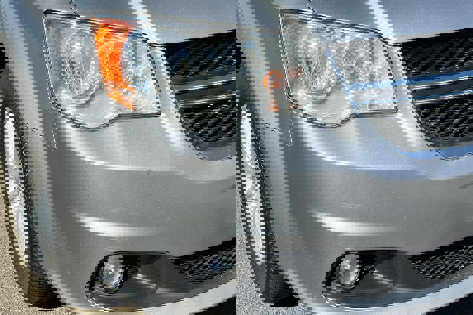 Used 2019 Dodge Grand Caravan SXT image 14