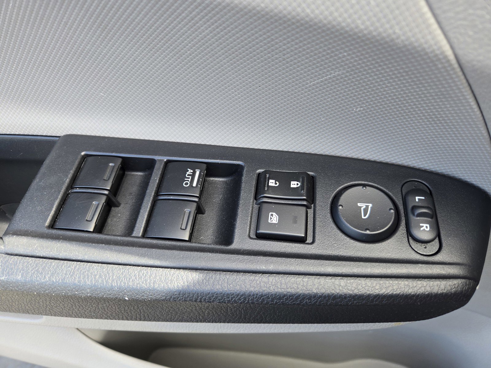 Used 2012 Honda Accord LX image 24