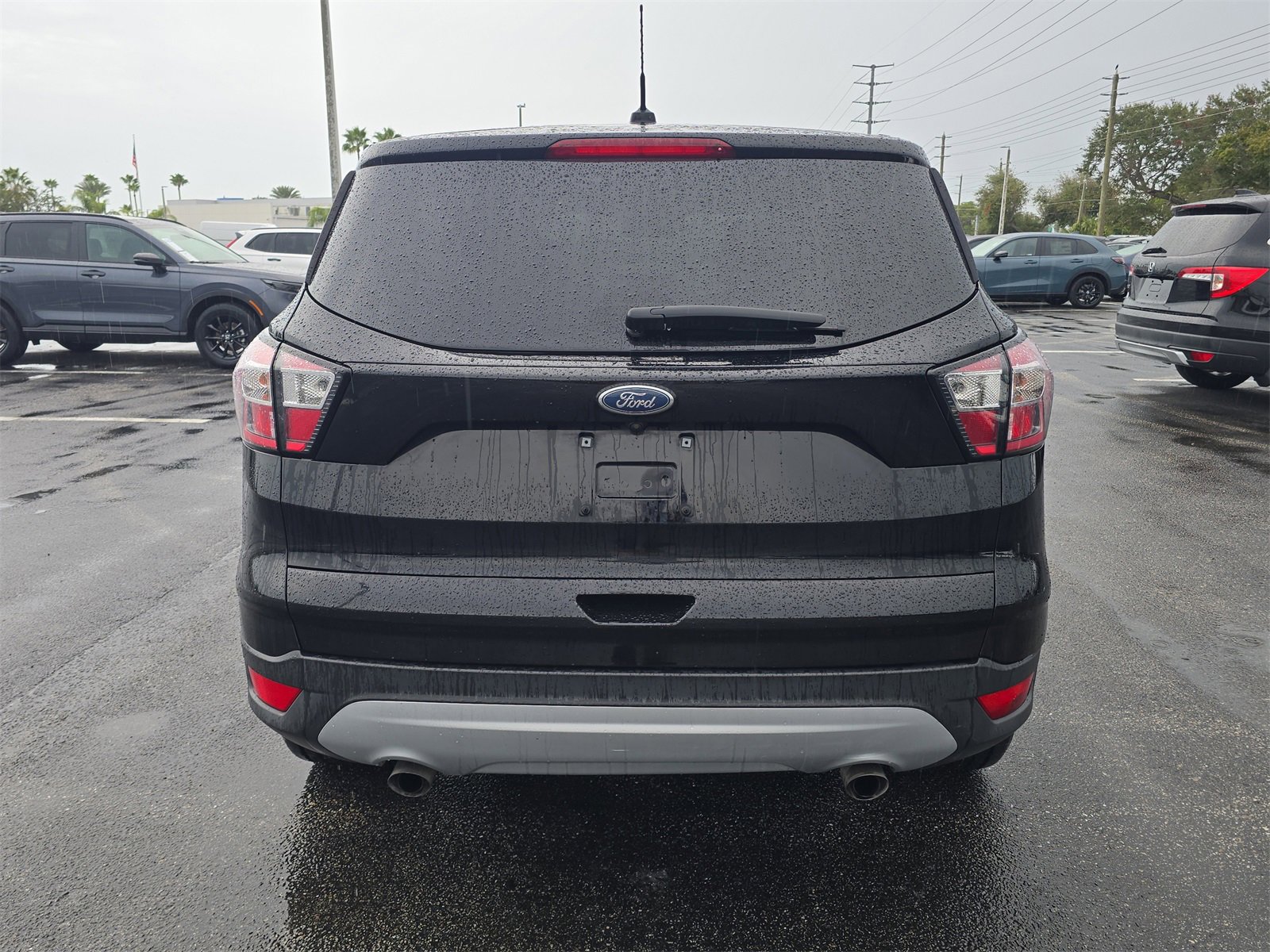 Used 2017 Ford Escape SE image 5