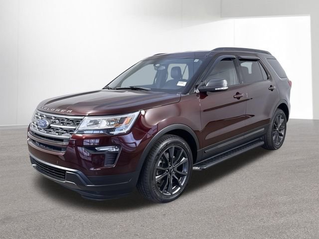 Used 2018 Ford Explorer XLT w/ Equipment Group 202A AWD/4WD image 1
